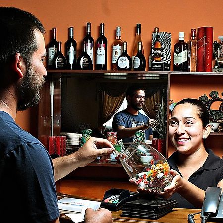Hostal Whay Hau Santa Cruz Zewnętrze zdjęcie